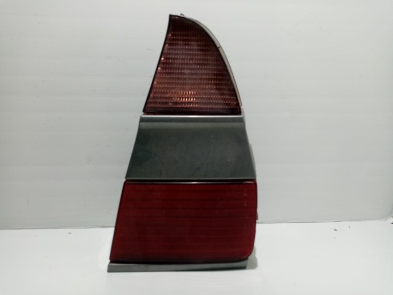 Recambio de piloto trasero derecho para citroen xm berlina referencia OEM IAM 95652973  