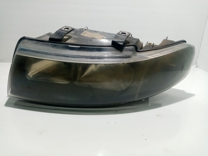 Recambio de faro izquierdo para seat leon (1m1) 1.6 16 v referencia OEM IAM 1M1941015  