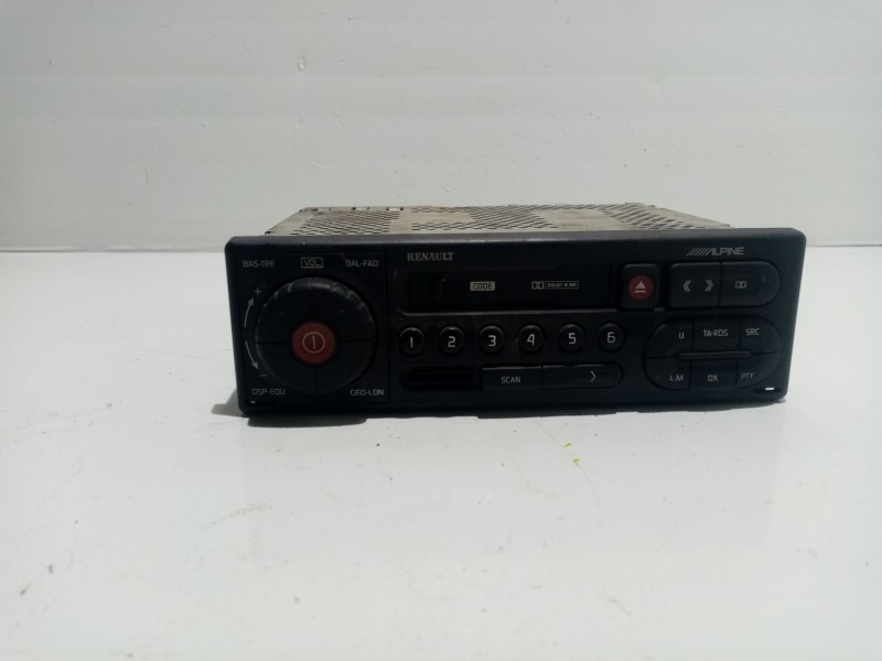 Recambio de sistema audio / radio cd para renault laguna (b56) referencia OEM IAM 7700426296  