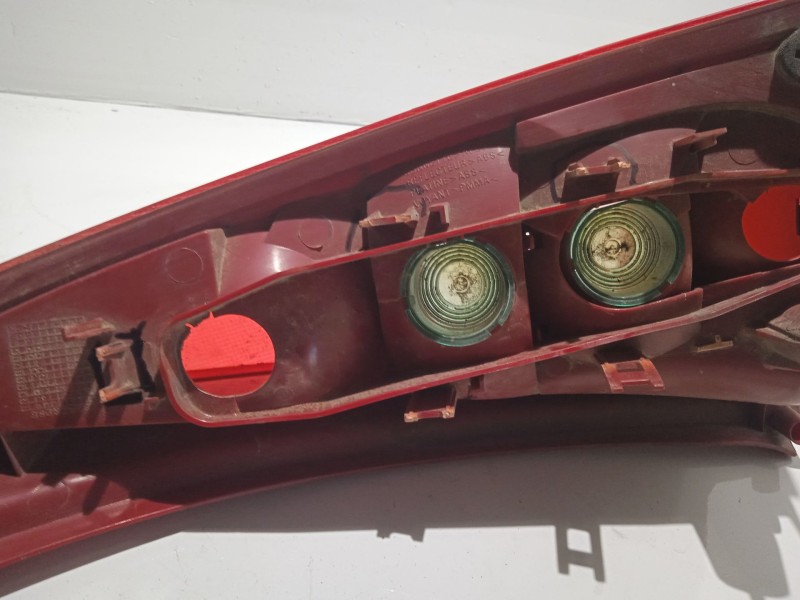 Recambio de piloto trasero derecho para citroen c3 1.4 hdi referencia OEM IAM SLV6351Q3  