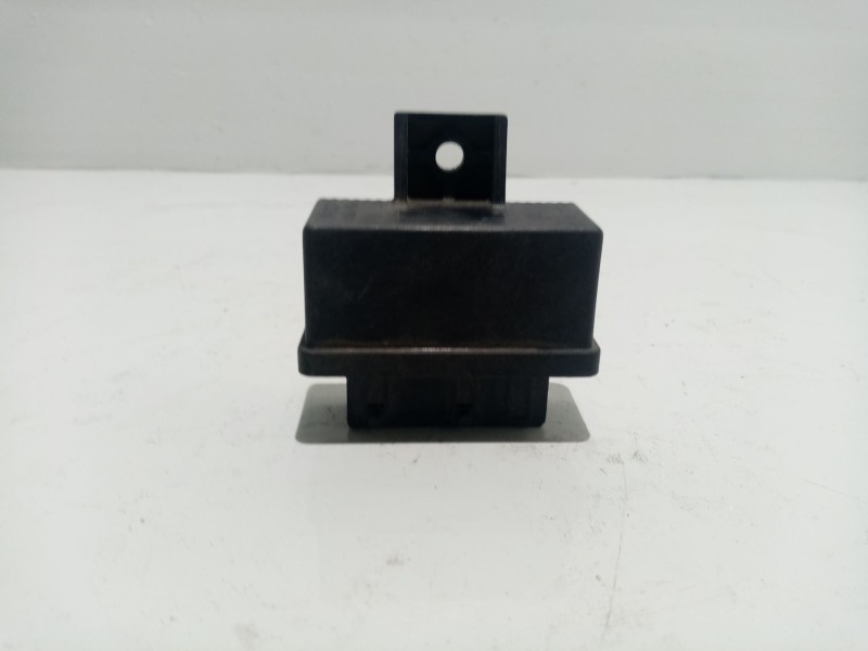 Recambio de caja precalentamiento para peugeot 306 berlina 3/4/5 puertas (s2) referencia OEM IAM 240107  