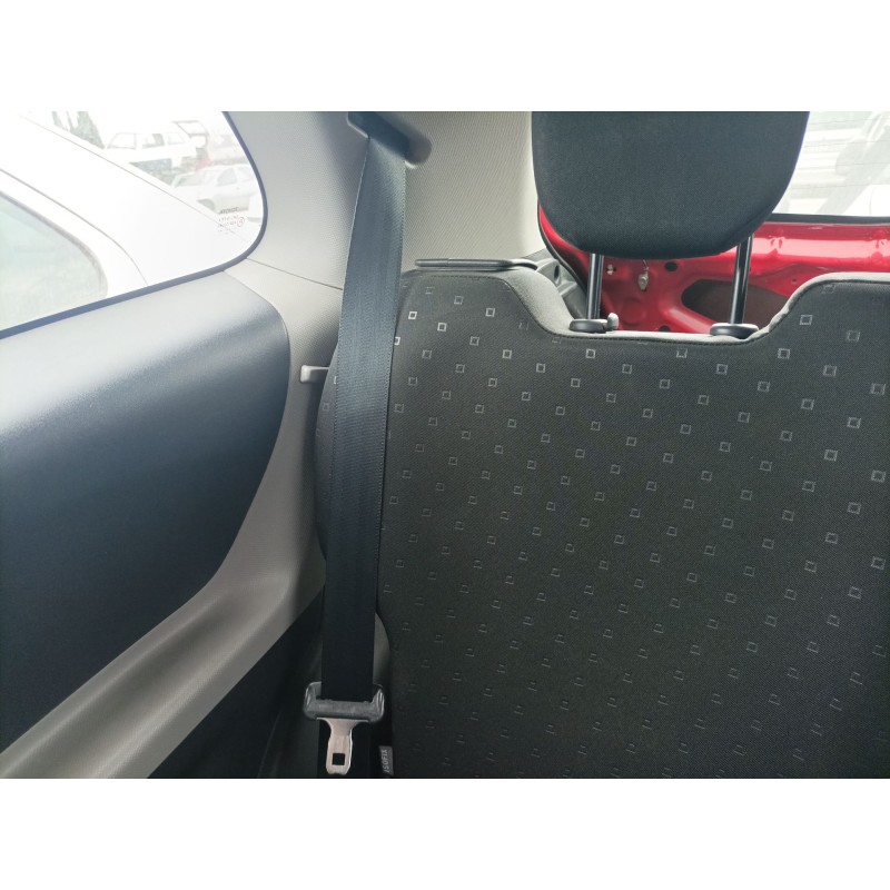 Recambio de cinturon seguridad trasero derecho para toyota yaris (ksp9/scp9/nlp9) referencia OEM IAM 733600D090C0  