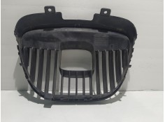 Recambio de rejilla delantera para seat cordoba berlina (6l2) stella referencia OEM IAM 831332   2
