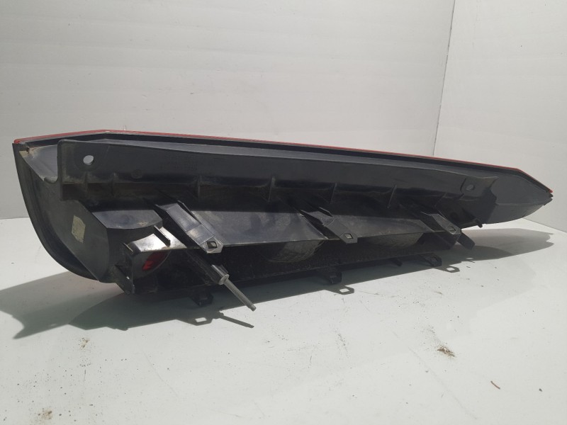 Recambio de piloto trasero izquierdo para ford fiesta (cbk) referencia OEM IAM   