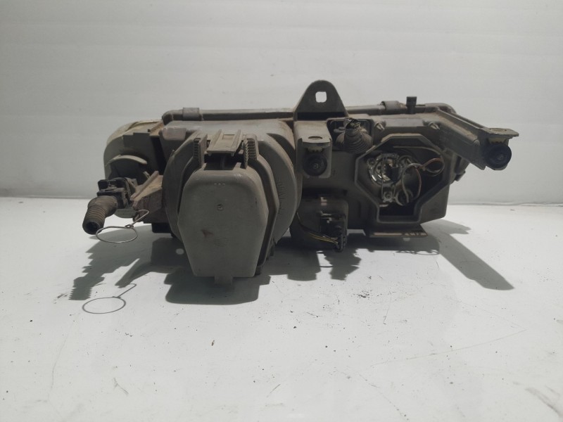 Recambio de faro izquierdo para alfa romeo 145 referencia OEM IAM   