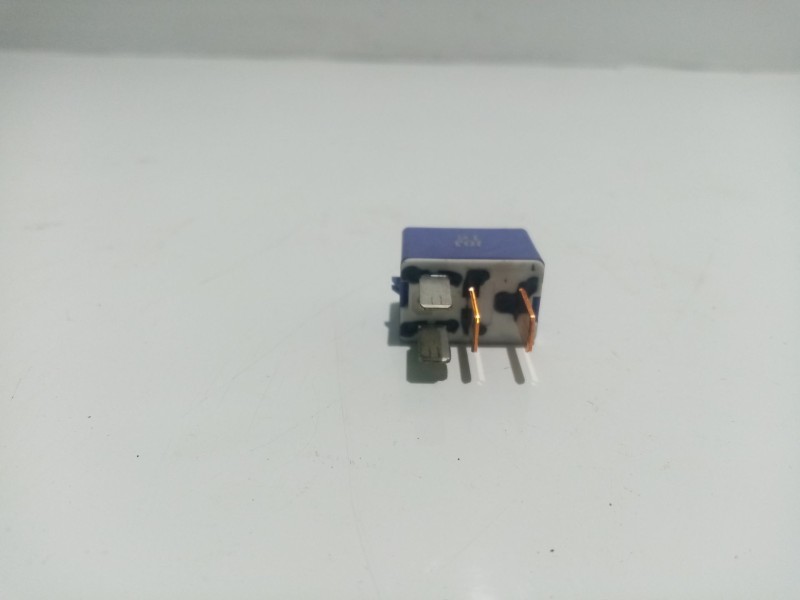 Recambio de rele para toyota yaris (ksp9/scp9/nlp9) referencia OEM IAM 9098704004 1567000860 DENSO