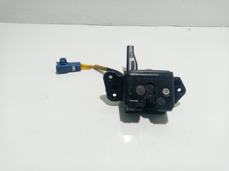 Recambio de cerradura maletero / porton para toyota yaris (ksp9/scp9/nlp9) referencia OEM IAM 693500D040  