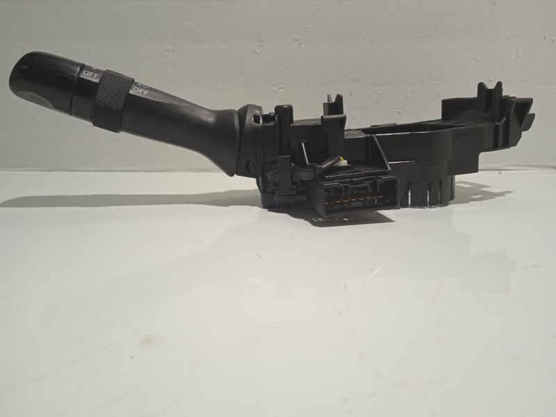 Recambio de mando luces para toyota yaris (ksp9/scp9/nlp9) referencia OEM IAM 841400D080  