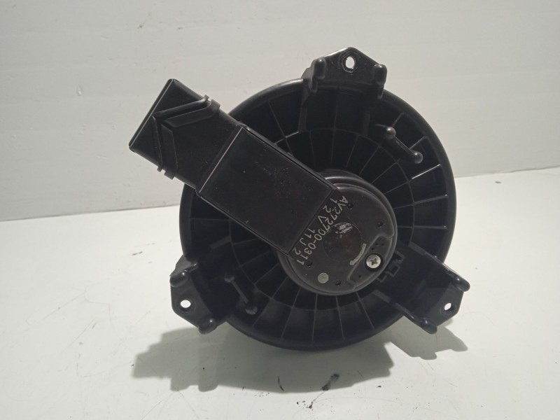 Recambio de ventilador calefaccion para toyota yaris (ksp9/scp9/nlp9) referencia OEM IAM AV2727000311 871030D100 DENSO