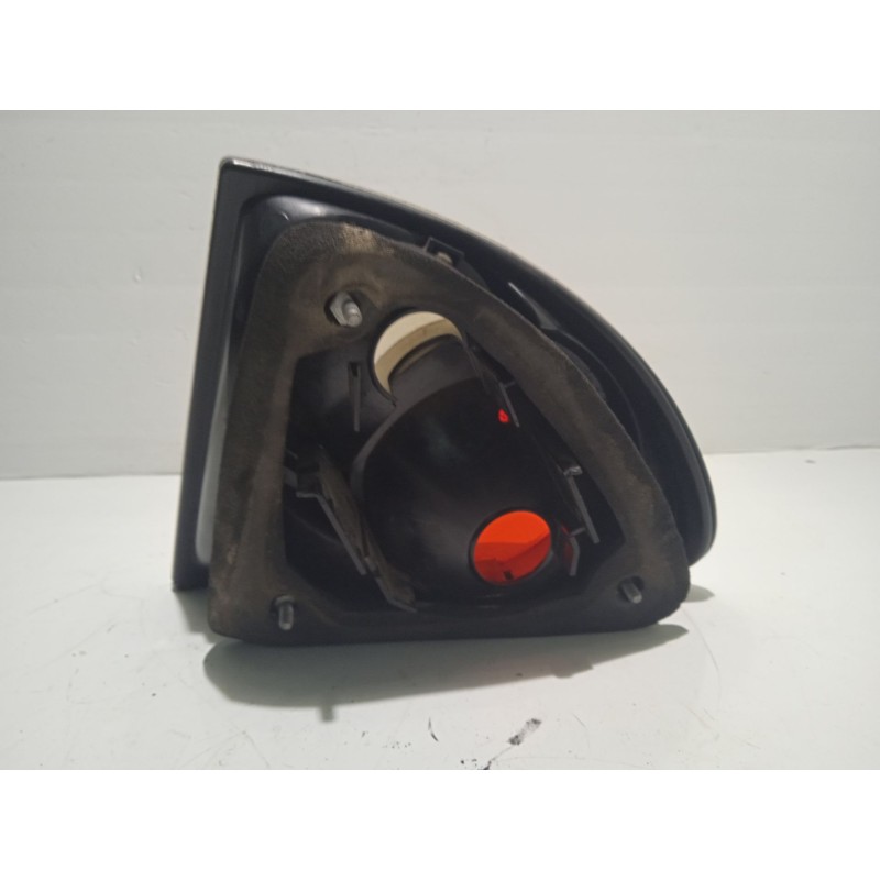 Recambio de piloto trasero izquierdo para seat leon (1m1) 1.6 16 v referencia OEM IAM 1M6945257   Recambio de piloto trasero izquierdo para seat leon (1m1) 1.6 16 v referencia OEM IAM 1M6945257