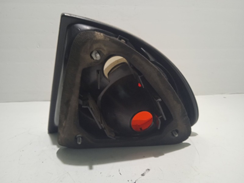 Recambio de piloto trasero izquierdo para seat leon (1m1) 1.6 16 v referencia OEM IAM 1M6945257   Recambio de piloto trasero izquierdo para seat leon (1m1) 1.6 16 v referencia OEM IAM 1M6945257