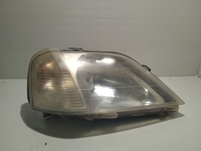 Recambio de faro izquierdo para dacia logan referencia OEM IAM SLV6001546788  