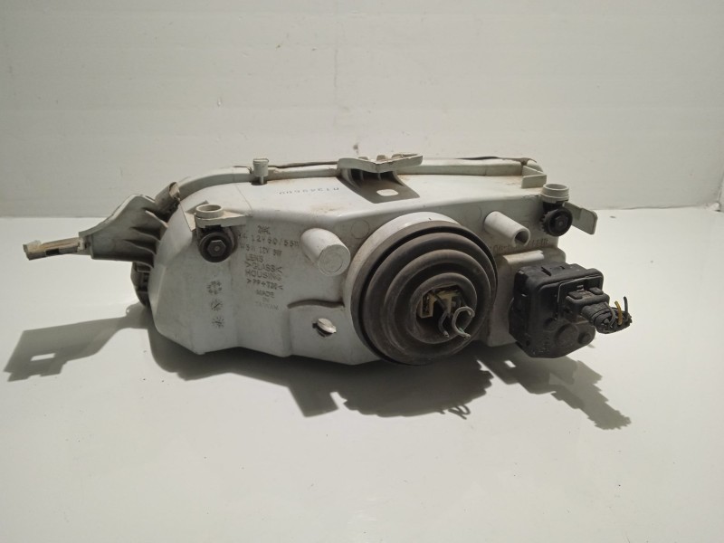 Recambio de faro derecho para fiat punto berl. (176) referencia OEM IAM   