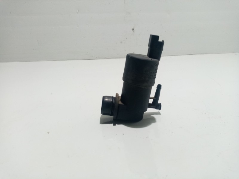 Recambio de bomba limpia para renault master ii phase 2 caja cerrada referencia OEM IAM 9641553980 9641553880 