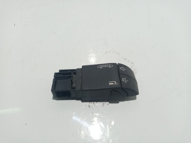 Recambio de mando control radio para renault master ii phase 2 caja cerrada referencia OEM IAM 344732013AJ 91166323 