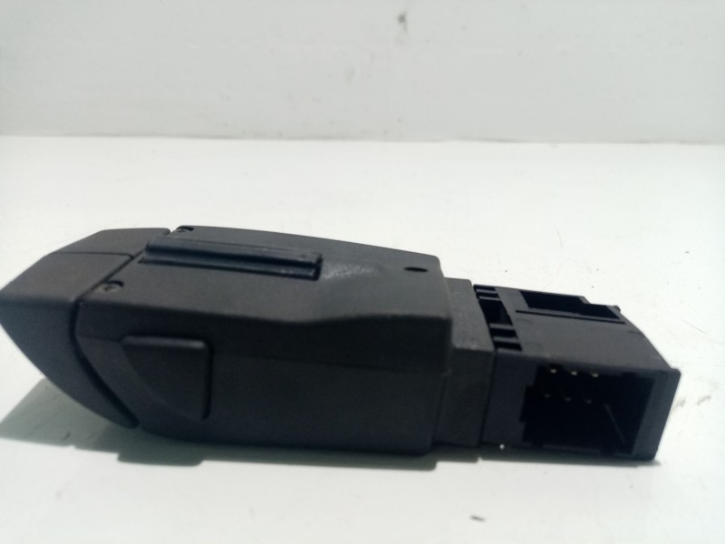 Recambio de mando control radio para renault master ii phase 2 caja cerrada referencia OEM IAM 344732013AJ 91166323 