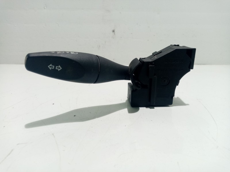 Recambio de mando intermitentes para ford fiesta (cbk) referencia OEM IAM   