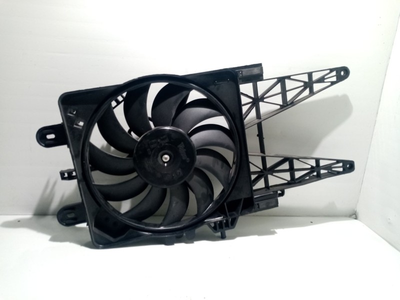 Recambio de electroventilador para fiat punto berlina (188) 1.2 cat referencia OEM IAM 861588N  