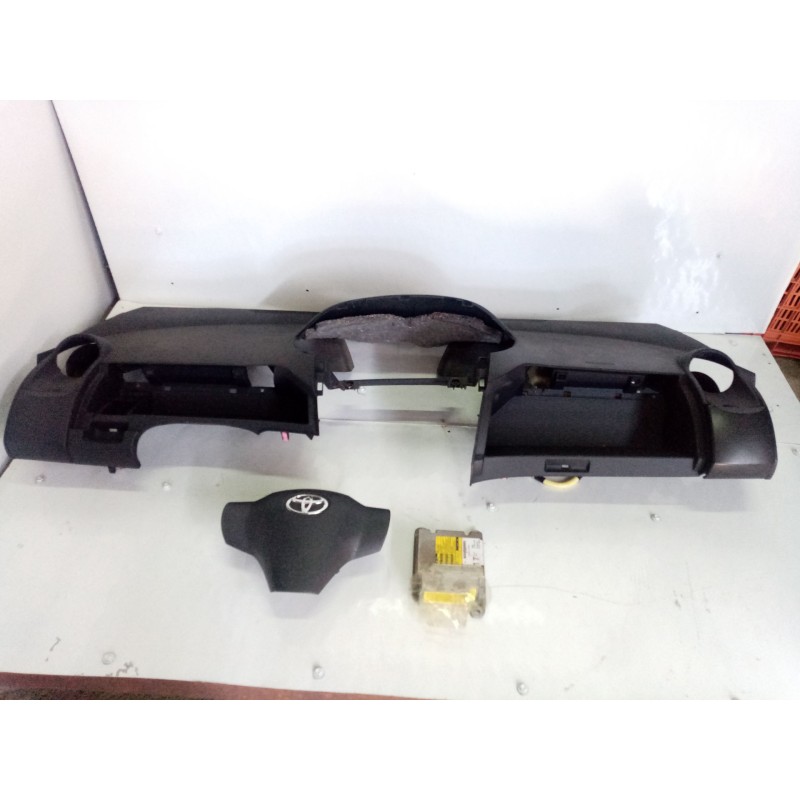 Recambio de kit airbag para toyota yaris (ksp9/scp9/nlp9) referencia OEM IAM 891700D230 553020D010 212986105