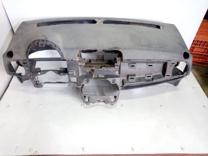 Recambio de salpicadero para fiat nuova 500 lounge referencia OEM IAM   