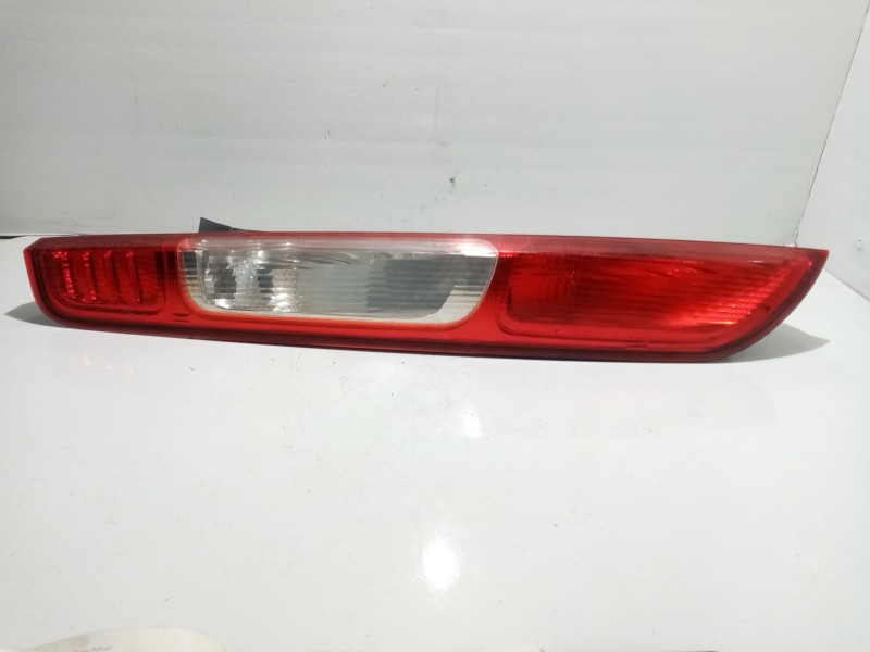 Recambio de piloto trasero izquierdo para ford focus berlina (cap) referencia OEM IAM   