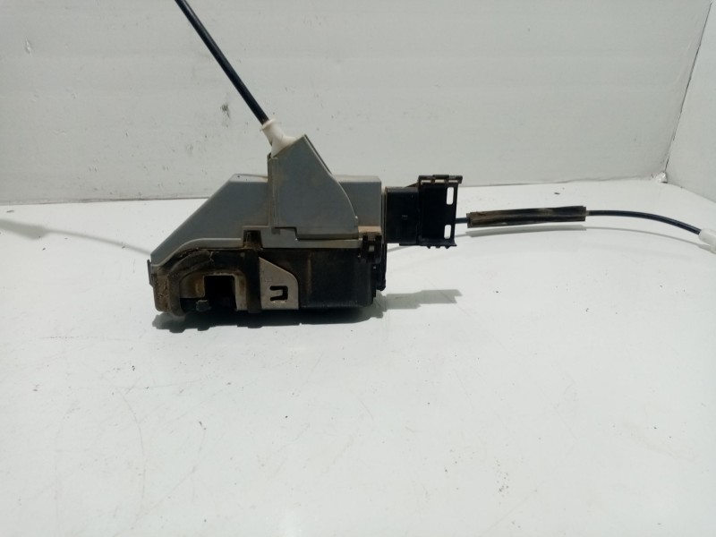 Recambio de cerradura puerta trasera izquierda para citroen c5 berlina exclusive referencia OEM IAM 9135CY  