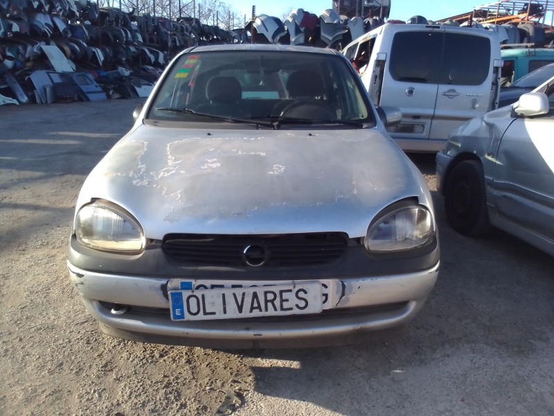 opel corsa b del año 1999