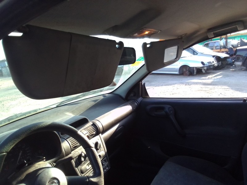 opel corsa b del año 1999