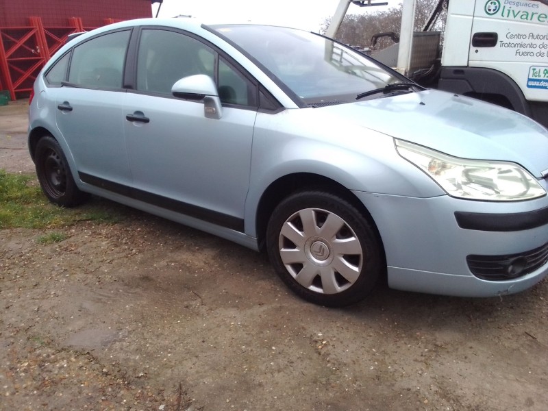 citroen c4 berlina del año 2005