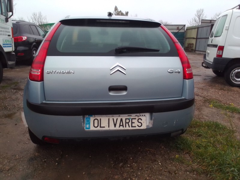 citroen c4 berlina del año 2005