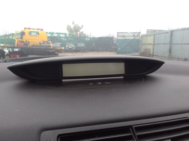 citroen c4 berlina del año 2005