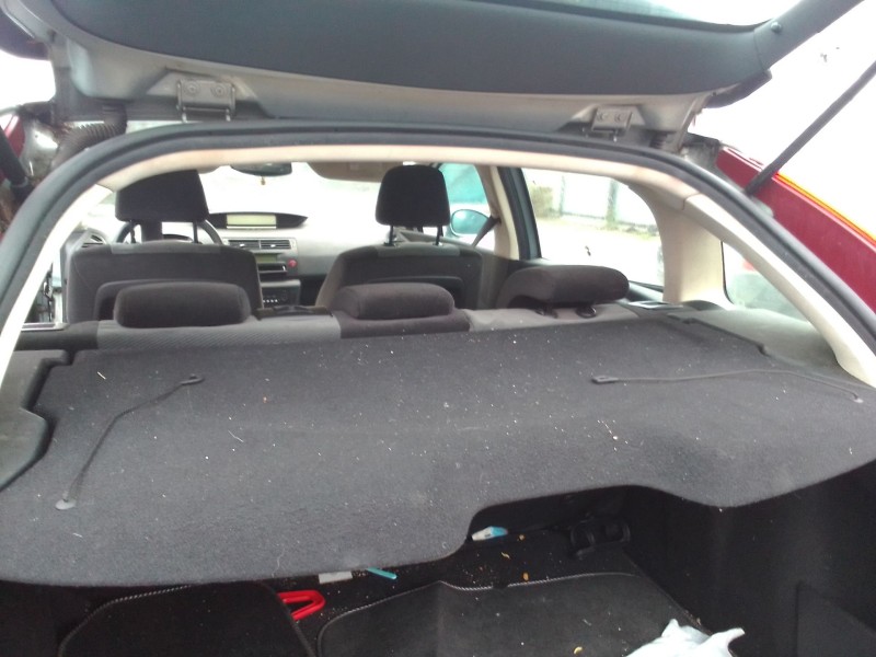 citroen c4 berlina del año 2005