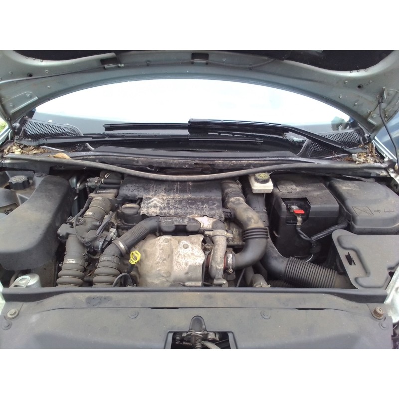 citroen c4 berlina del año 2005