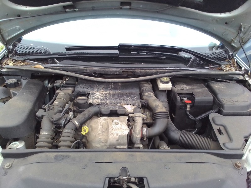 citroen c4 berlina del año 2005