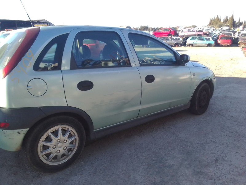 opel corsa c del año 2002