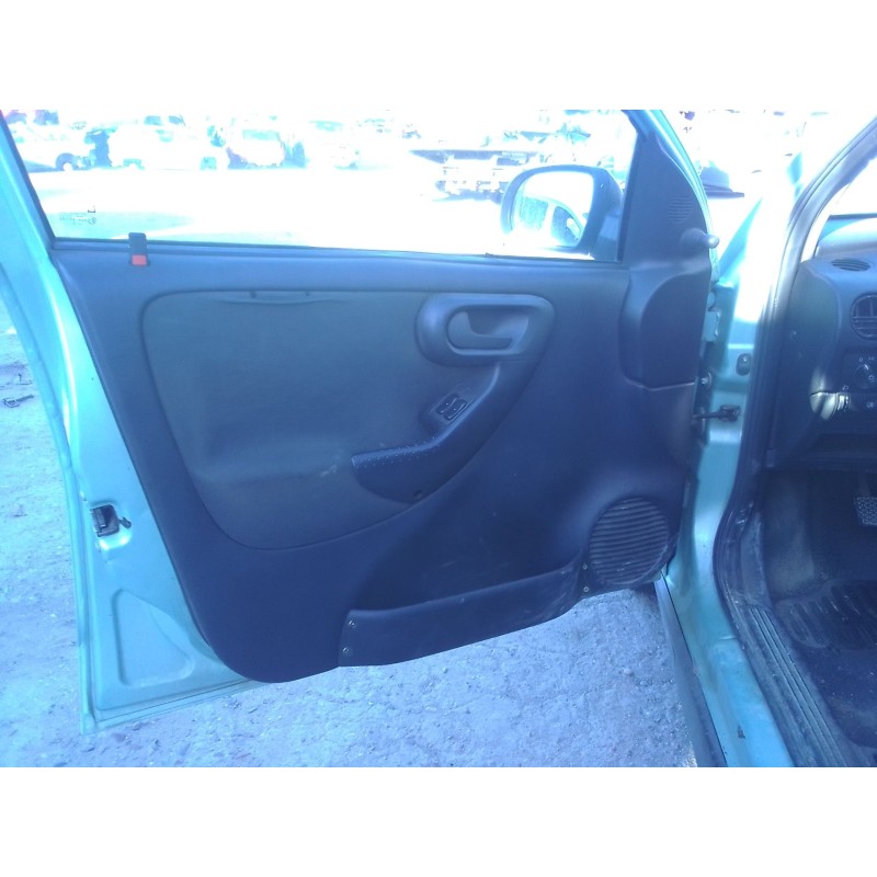 opel corsa c del año 2002