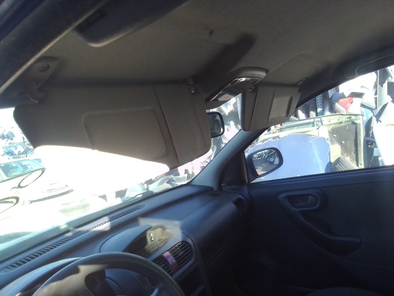 opel corsa c del año 2002