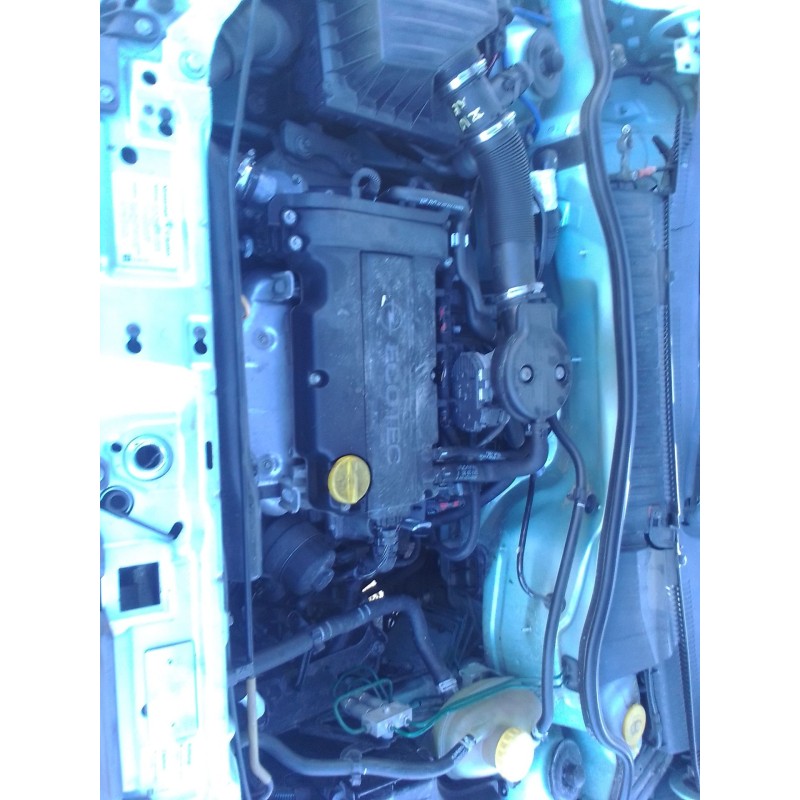 opel corsa c del año 2002