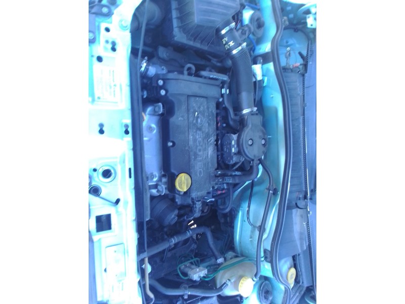 opel corsa c del año 2002