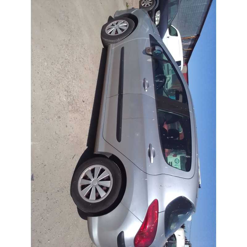 peugeot 308 del año 2008
