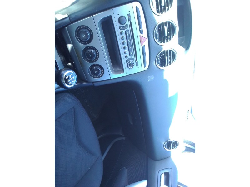 peugeot 308 del año 2008