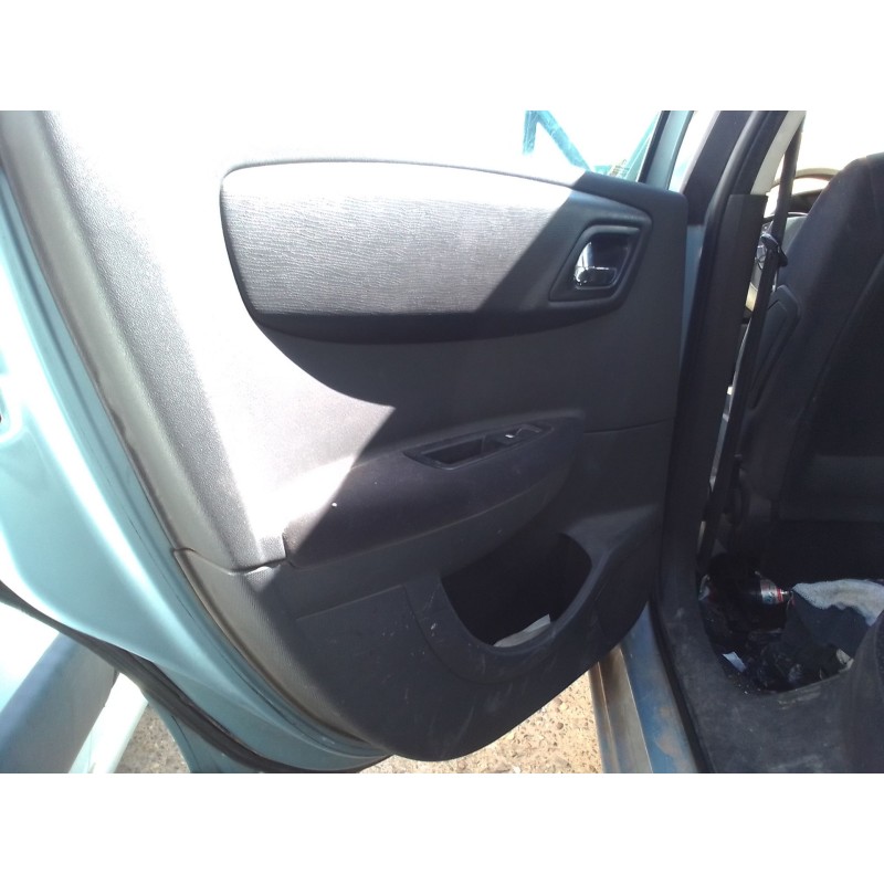 citroen c4 berlina del año 2006