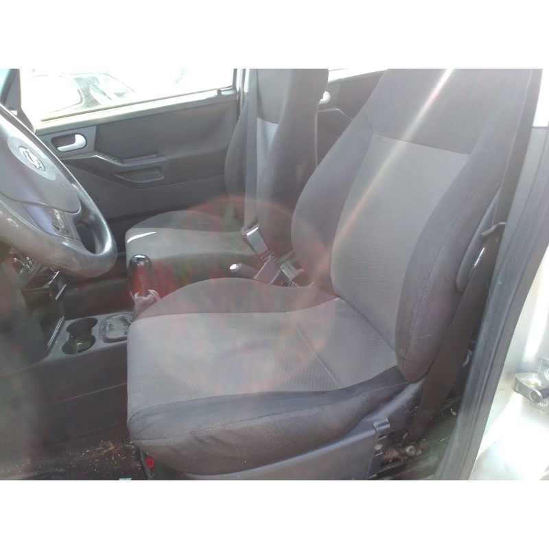 opel meriva del año 2005