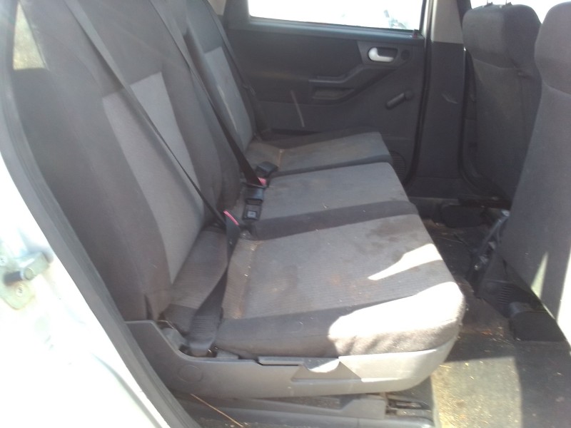 opel meriva del año 2005