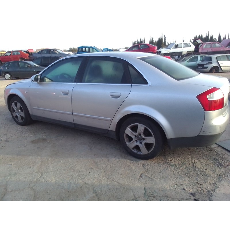 audi a4 berlina (8e) del año 2000