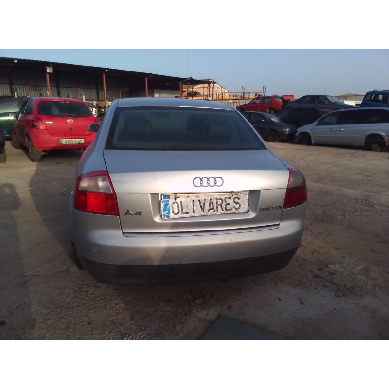 audi a4 berlina (8e) del año 2000