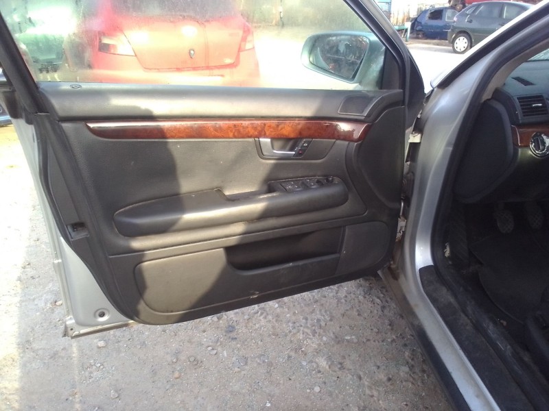 audi a4 berlina (8e) del año 2000