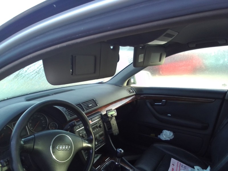 audi a4 berlina (8e) del año 2000