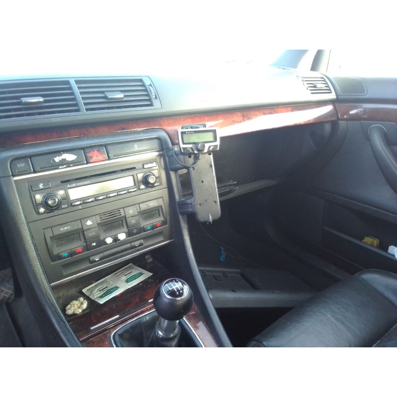 audi a4 berlina (8e) del año 2000