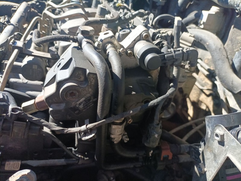 Recambio de bomba inyeccion para hyundai santa fe cm referencia OEM IAM 3310027400 0445010121 